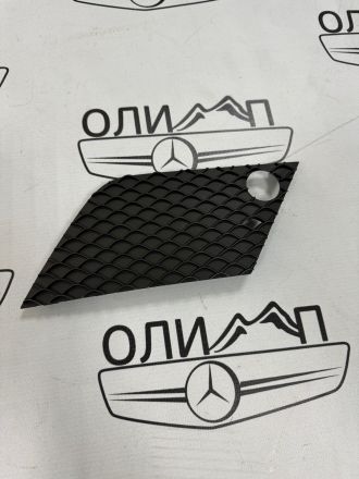 Заглушка бампера левый Mercedes ML W166 амг пакет A1668851722